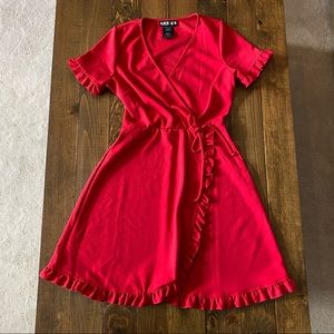 NWOT Paper Doll Faux Wrap V-Neck Dress